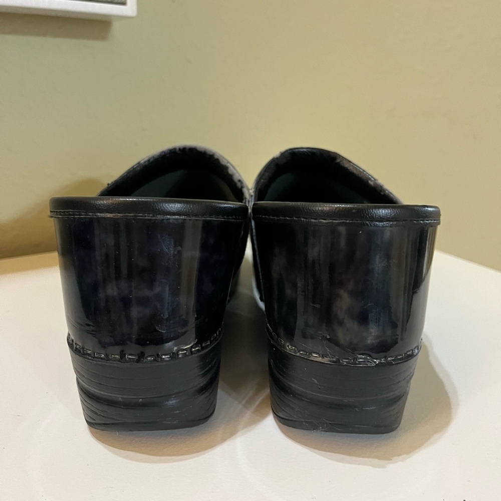 Dansko Clogs Slip Resistant Wipeable Work Comfort… - image 5